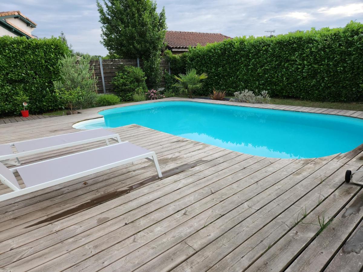 Gite Cosy Entre Bordeaux Et Lacanau Sainte-Helene  Exterior foto